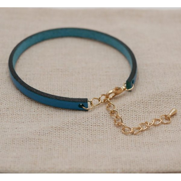 Cavigliera in pelle pregiata da personalizzare con un'incisione