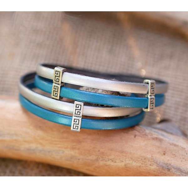 Bracciale doppio in pelle in duo con passanti in stile etnico