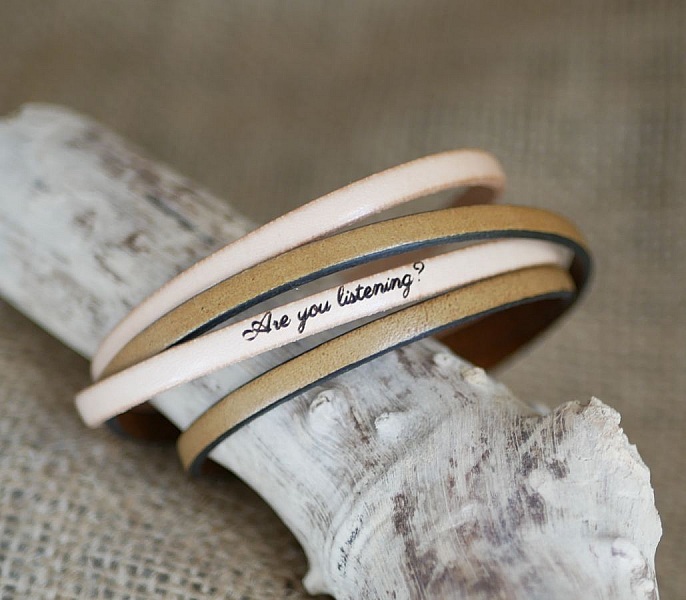 Bracciale doppio in pelle in duo da personalizzare con l'incisione