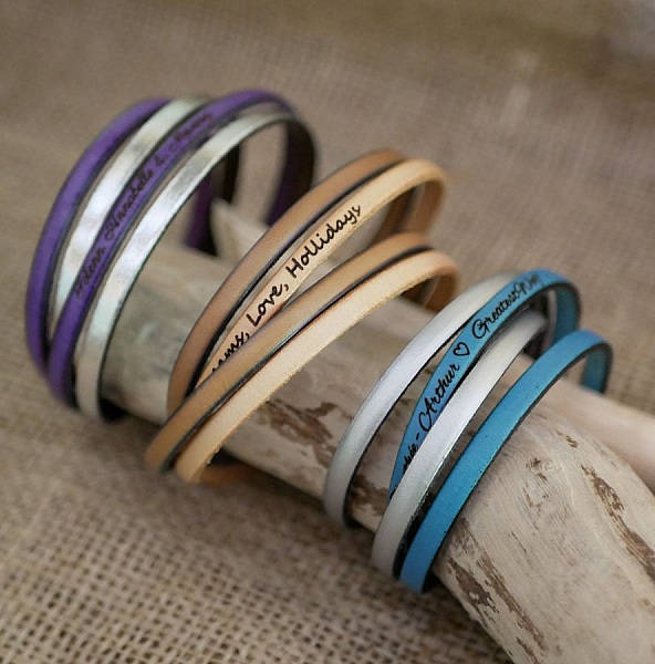 Bracciale doppio in pelle in duo da personalizzare con l'incisione