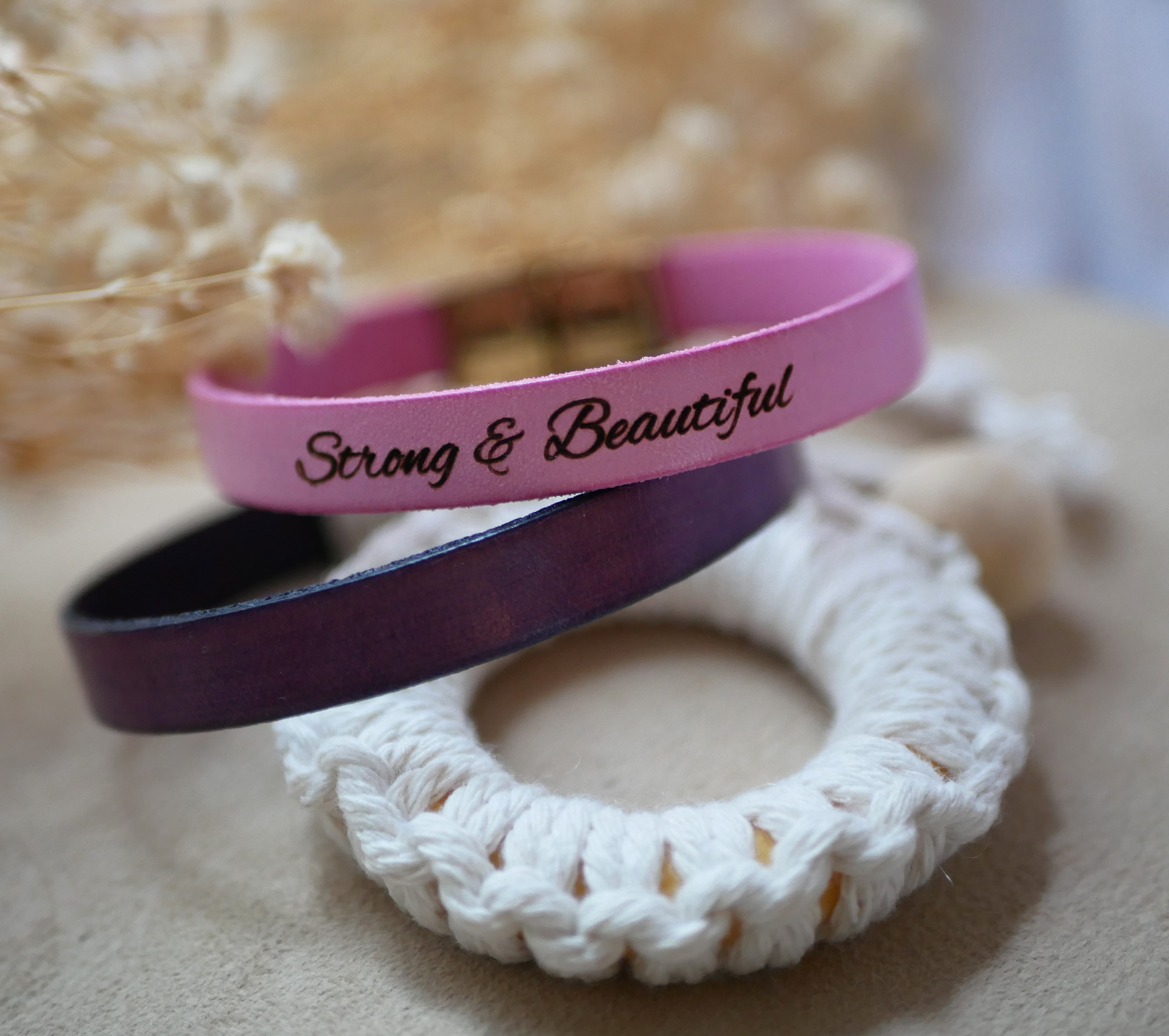 Bracciale in pelle da donna con incisione personalizzata