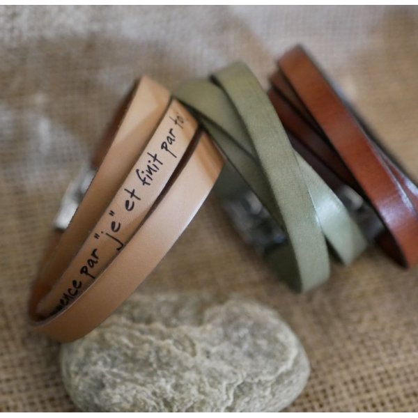 Bracciale in pelle donna a tripla rotazione per personalizzare colore e incisione 