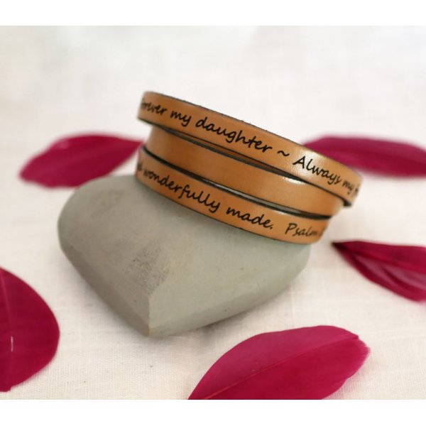 Bracciale in pelle donna a tripla rotazione per personalizzare colore e incisione 