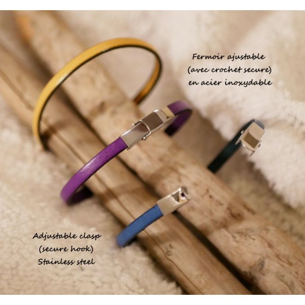 Bracciale da bambina in pelle con piuma da personalizzare con un'incisione 