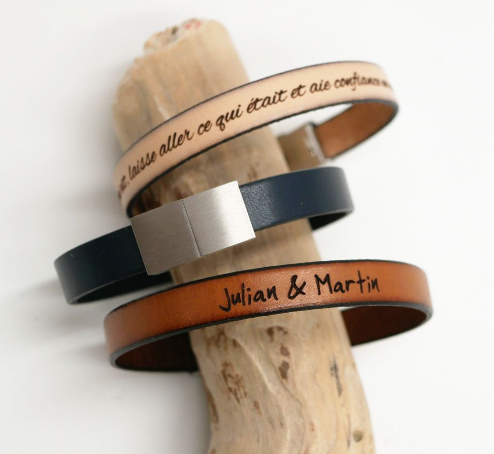 Bracciale in pelle da personalizzare con incisione elegante chiusura magnetica