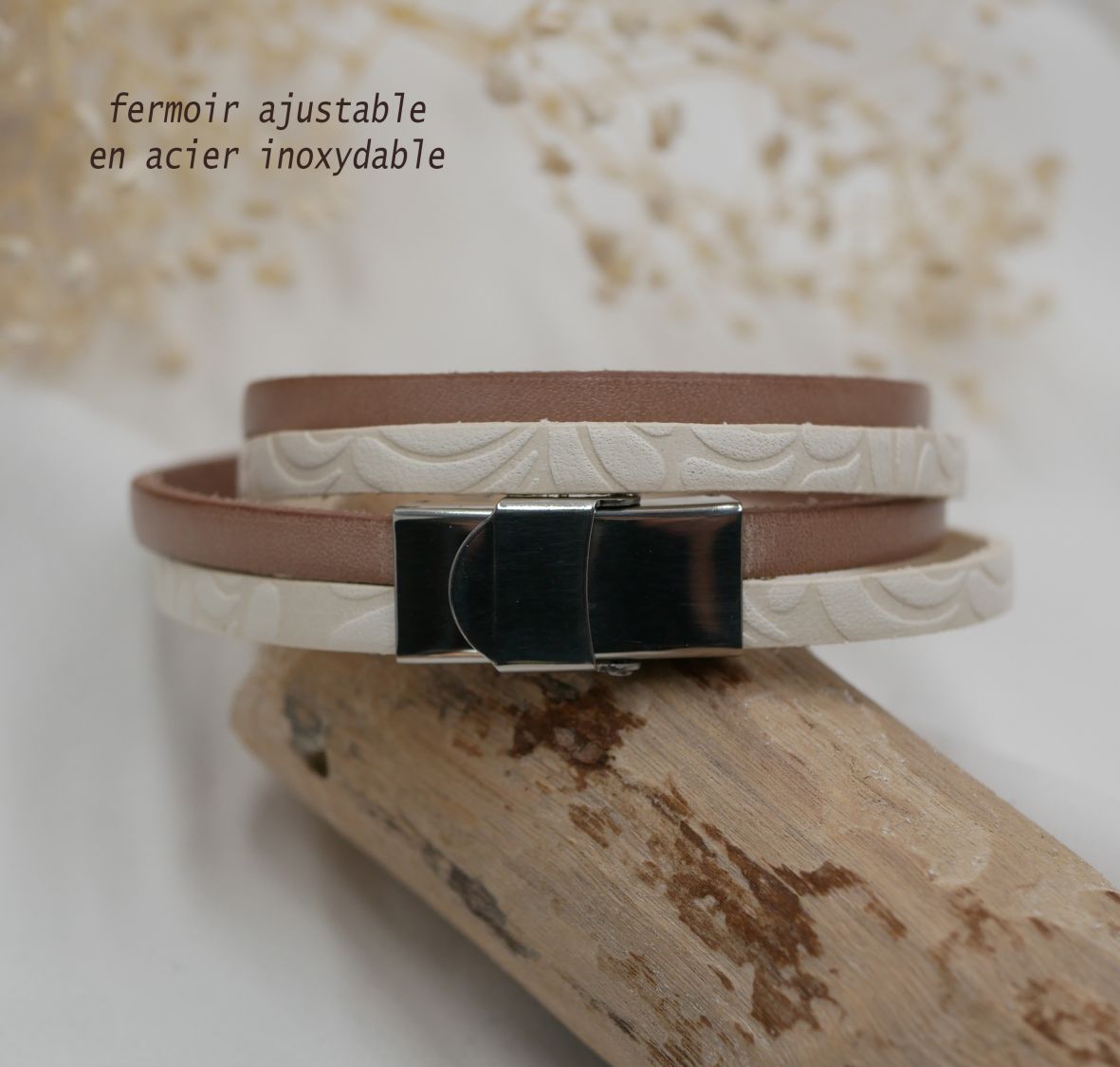 Bracciale doppio in cuoio bianco con rilievo e colore a scelta da personalizzare con incisione