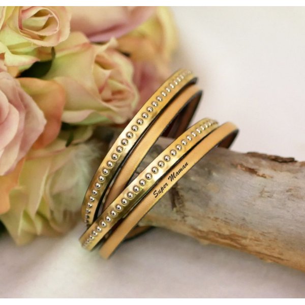 Cinturino in pelle dorata con doppia incisione e perline d'argento, personalizzabile