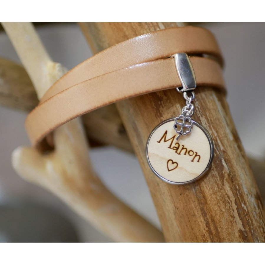 Bracciale doppio in pelle personalizzato con cabochon in legno da incidere