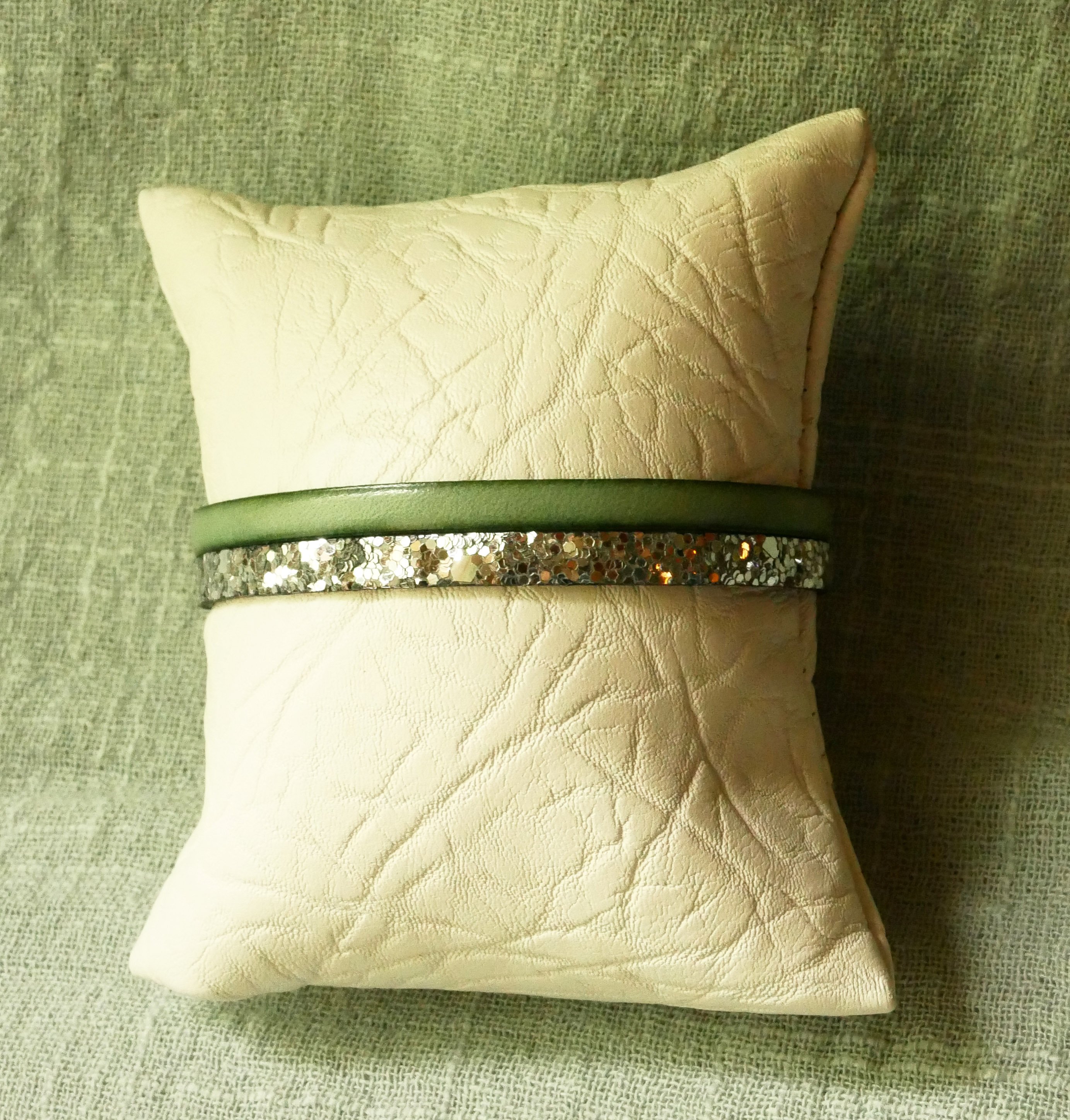 Braccialetto duo in pelle in argento e colore a scelta