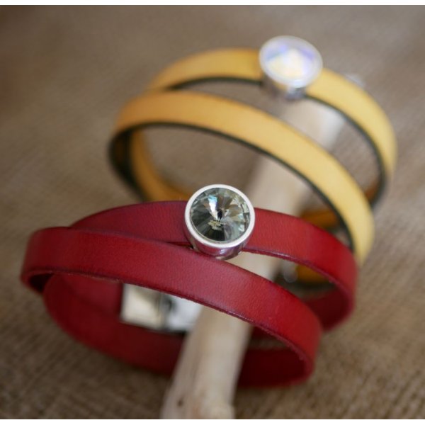 Bracciale in pelle da donna a doppio giro da personalizzare con un cristallo Swarovski cabochon 