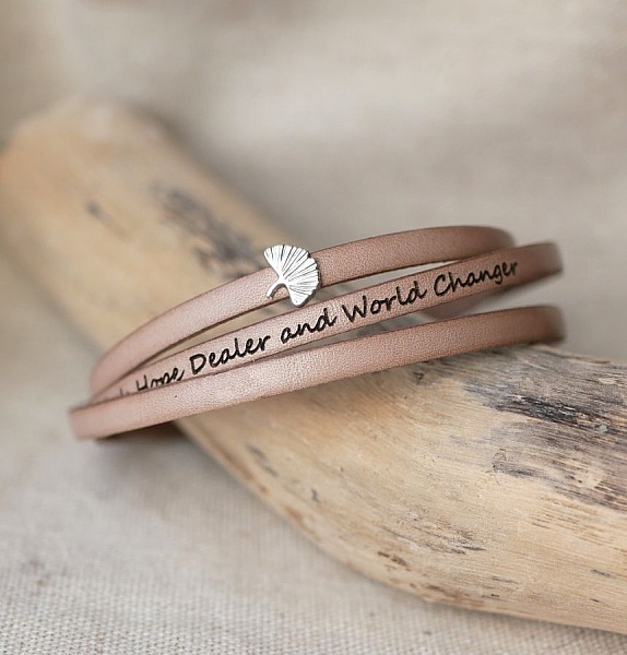 Bracciale in pelle donna multi-tours Foglia di Ginkgo argento personalizzato 