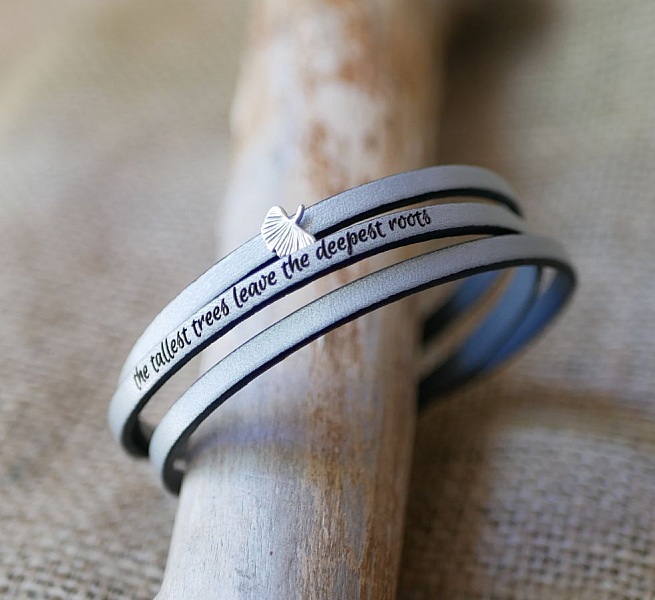 Bracciale in pelle donna multi-tours Foglia di Ginkgo argento personalizzato 