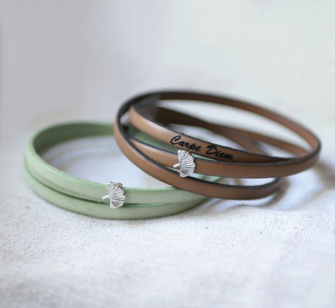 Bracciale in pelle donna multi-tours Foglia di Ginkgo argento personalizzato 