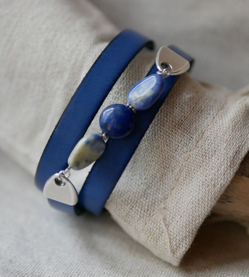 Bracciale in pelle e perle da donna Lapislazzuli blu da personalizzare 