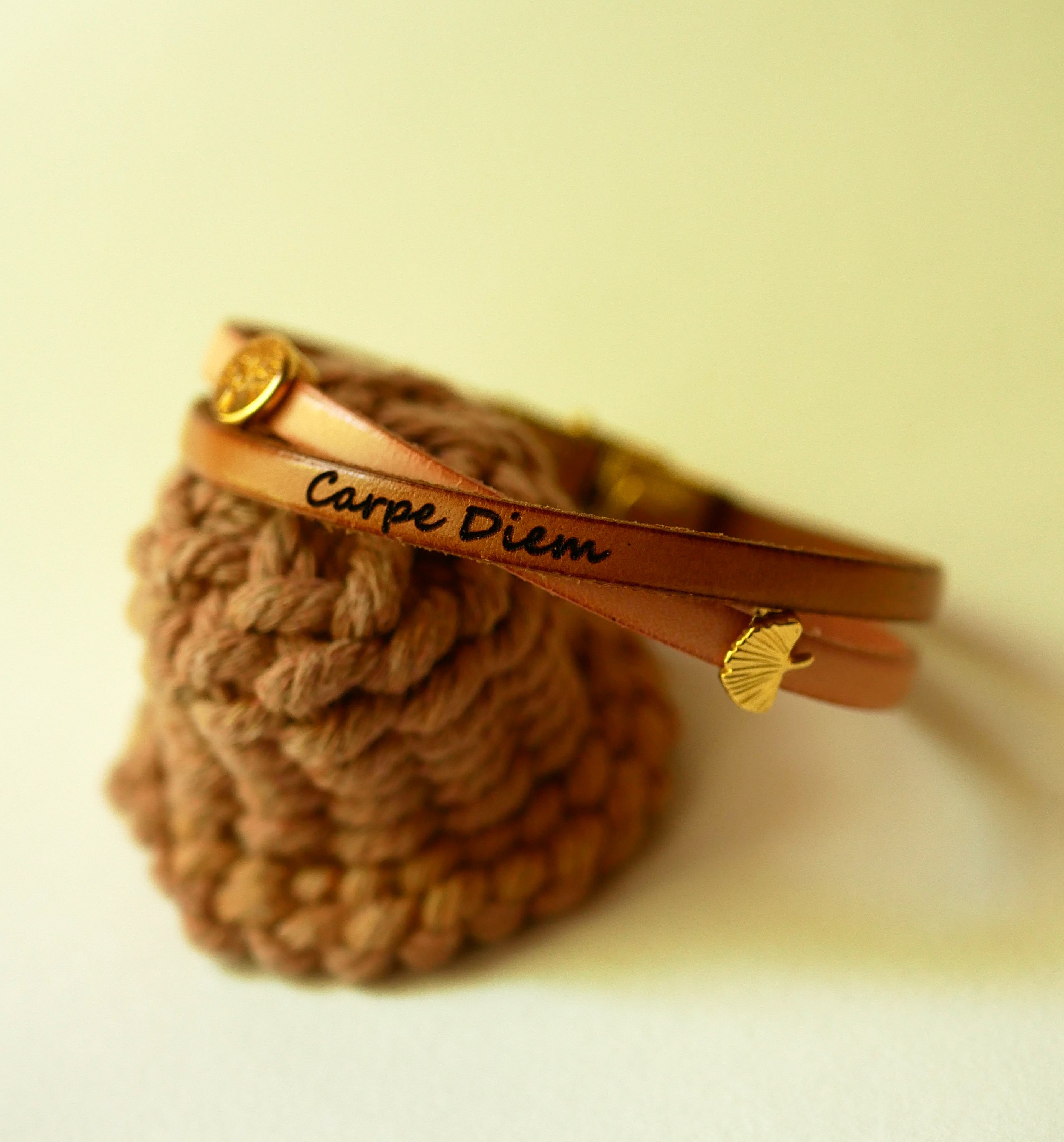 Bracciale Twist da donna in pelle placcata oro 