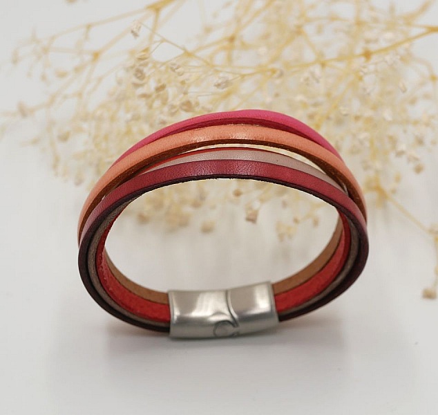 Bracciale da donna in multi-pelle con polsino Rosso, Pesca, Corallo, Beige