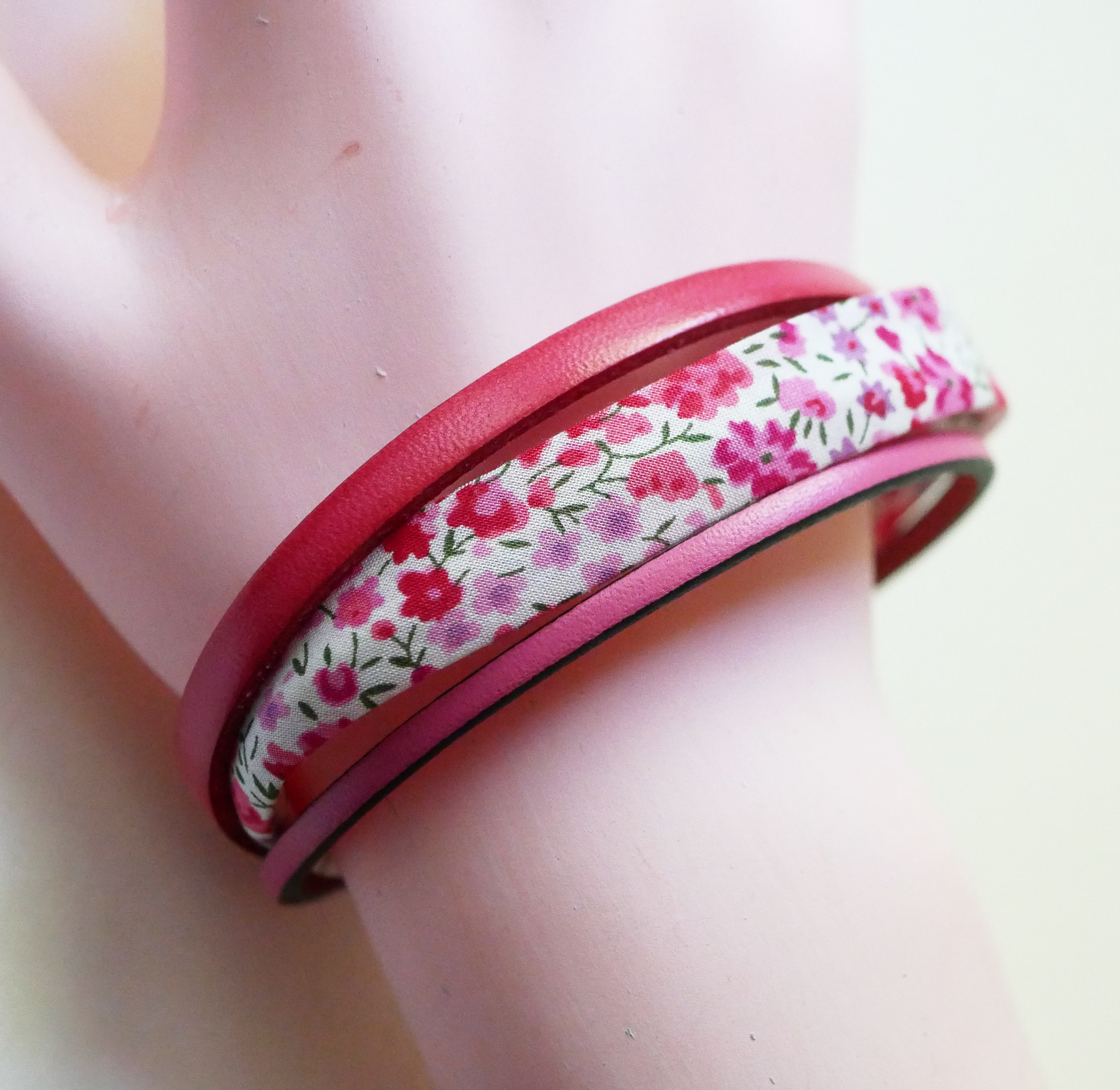 Bracciale donna trio pelle e fiori rosa liberty 