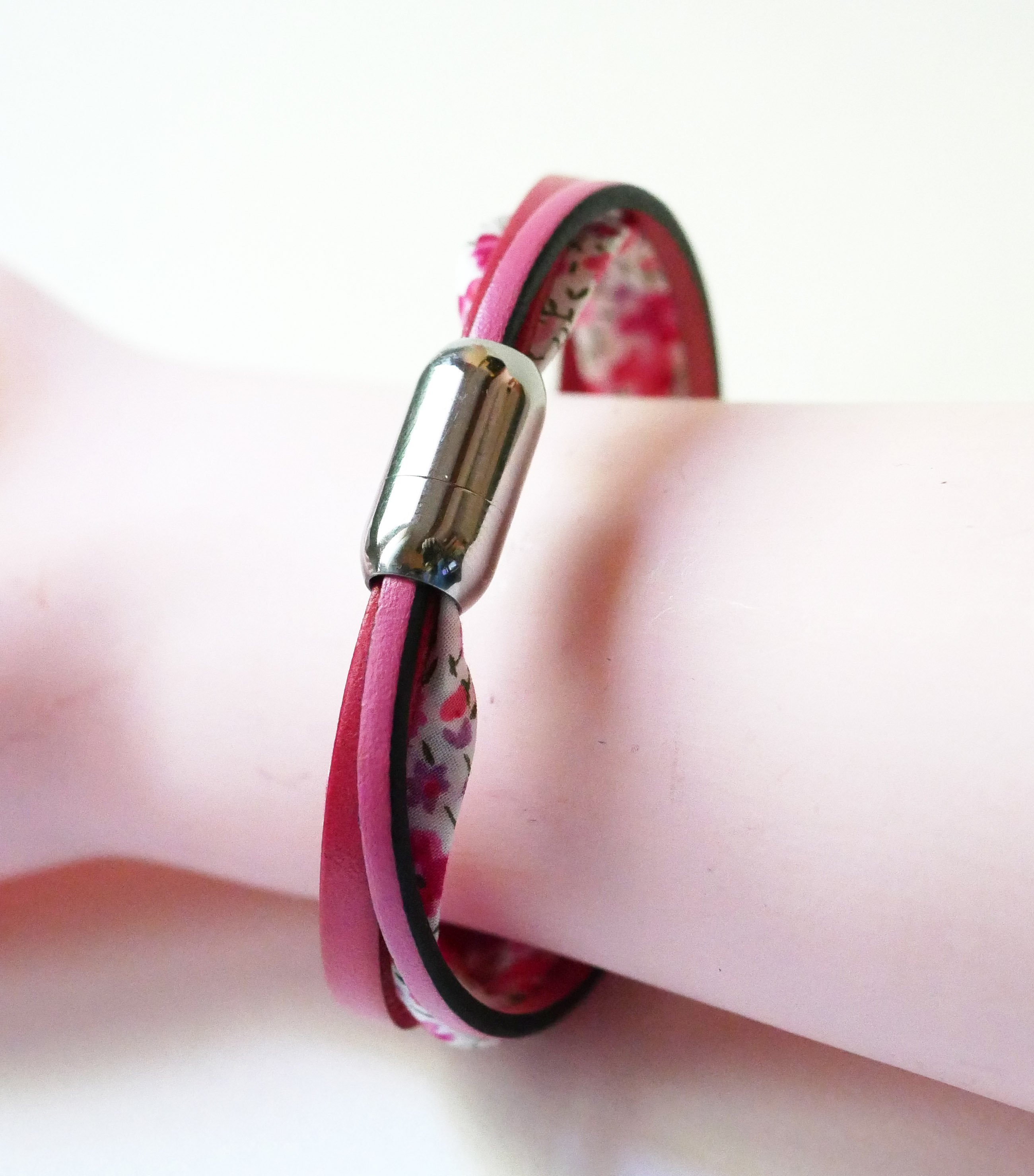 Bracciale donna trio pelle e fiori rosa liberty 