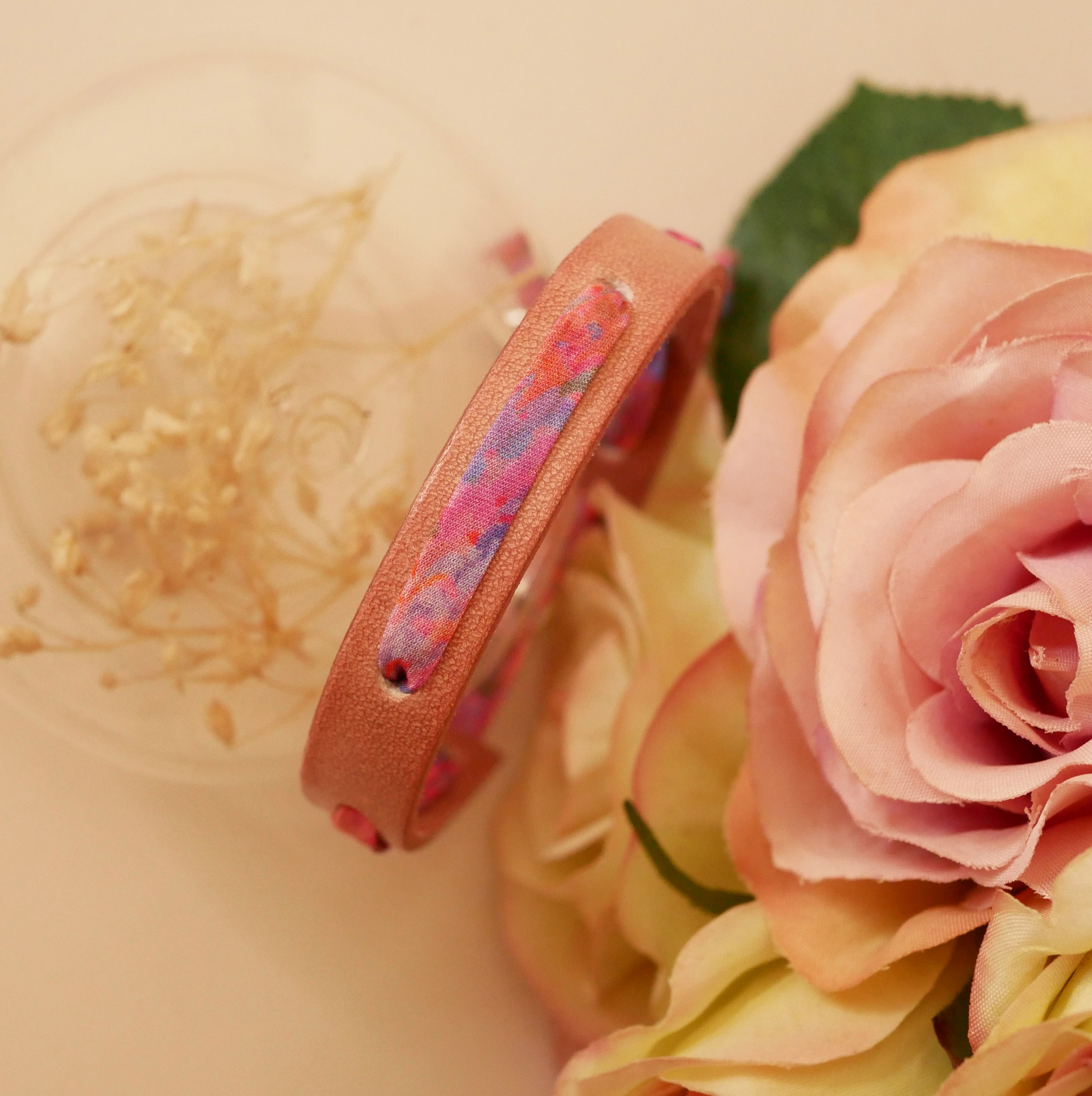 Bracciale Florâme con nastro liberty Polly su pelle rosa antico