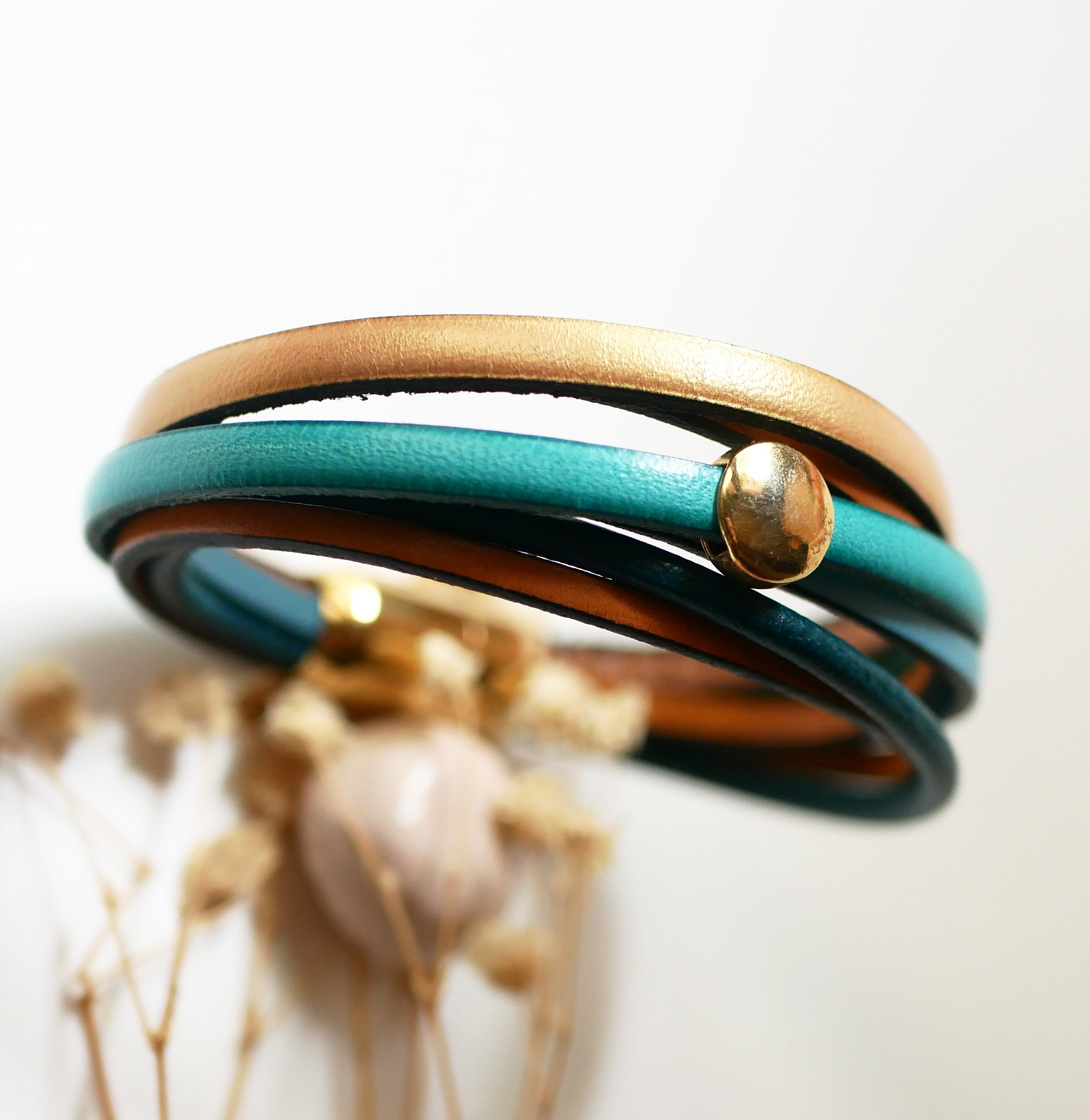 Bracciale da polso in pelle blu e oro per donna
