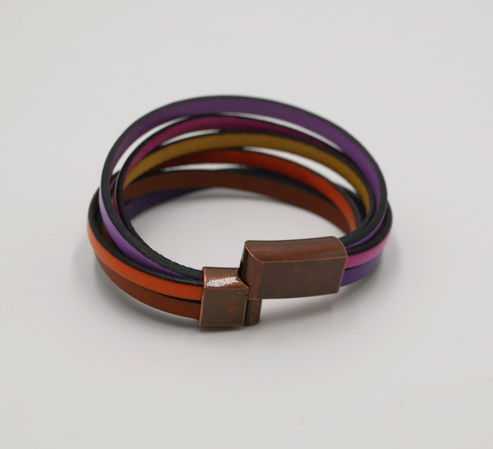 Bracciale multi-pelle in colori tonici