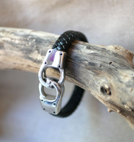 Bracciale a manette in pelle intrecciata colore e misura a scelta