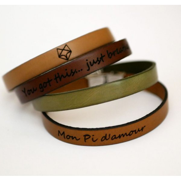 Bracciale in pelle da personalizzare con incisione elegante chiusura magnetica