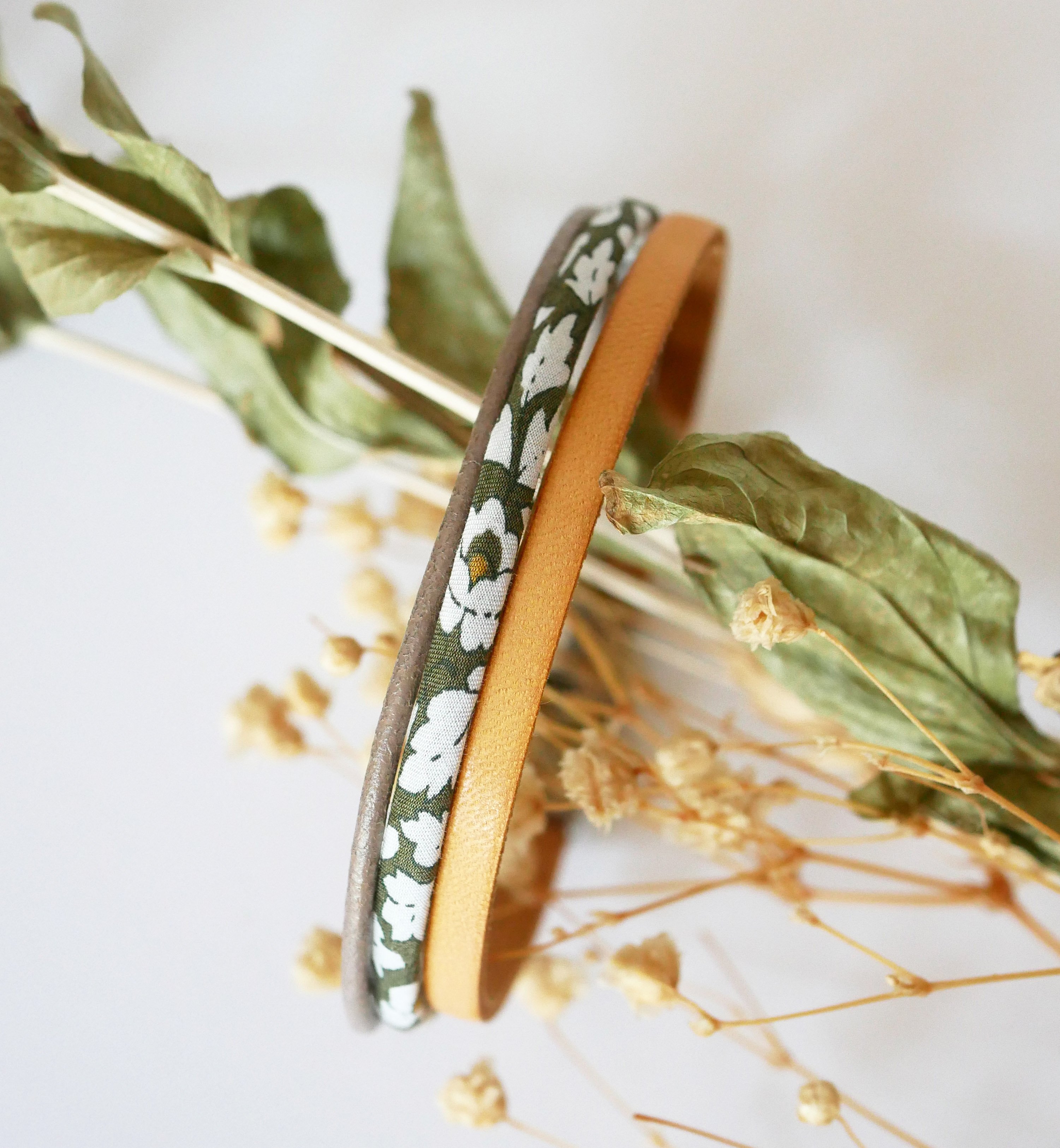 Trio di pelli e fiori di kaki Bracciale in corda Liberty