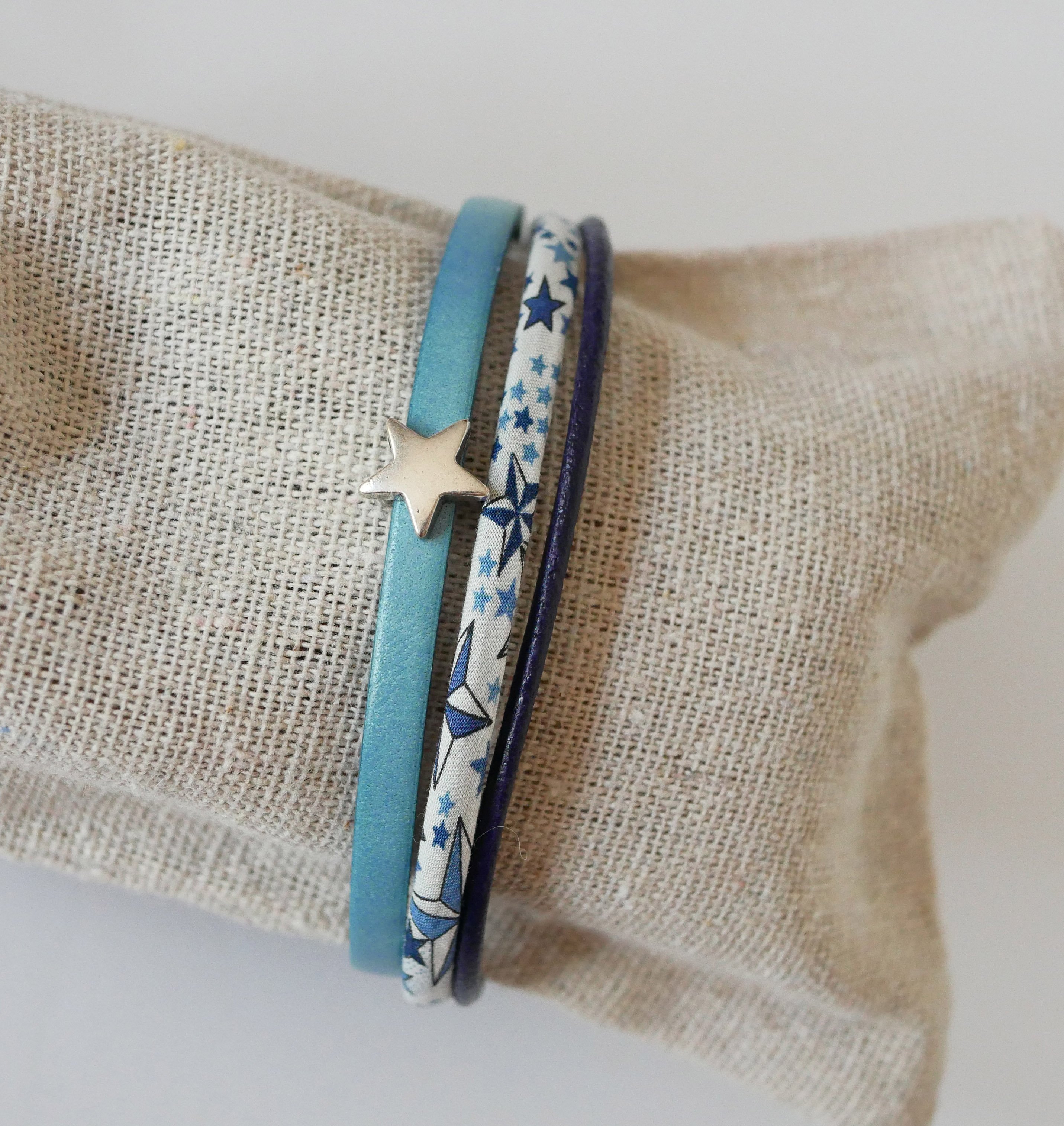 Trio di pelli e bracciale in corda Liberty con stelle blu