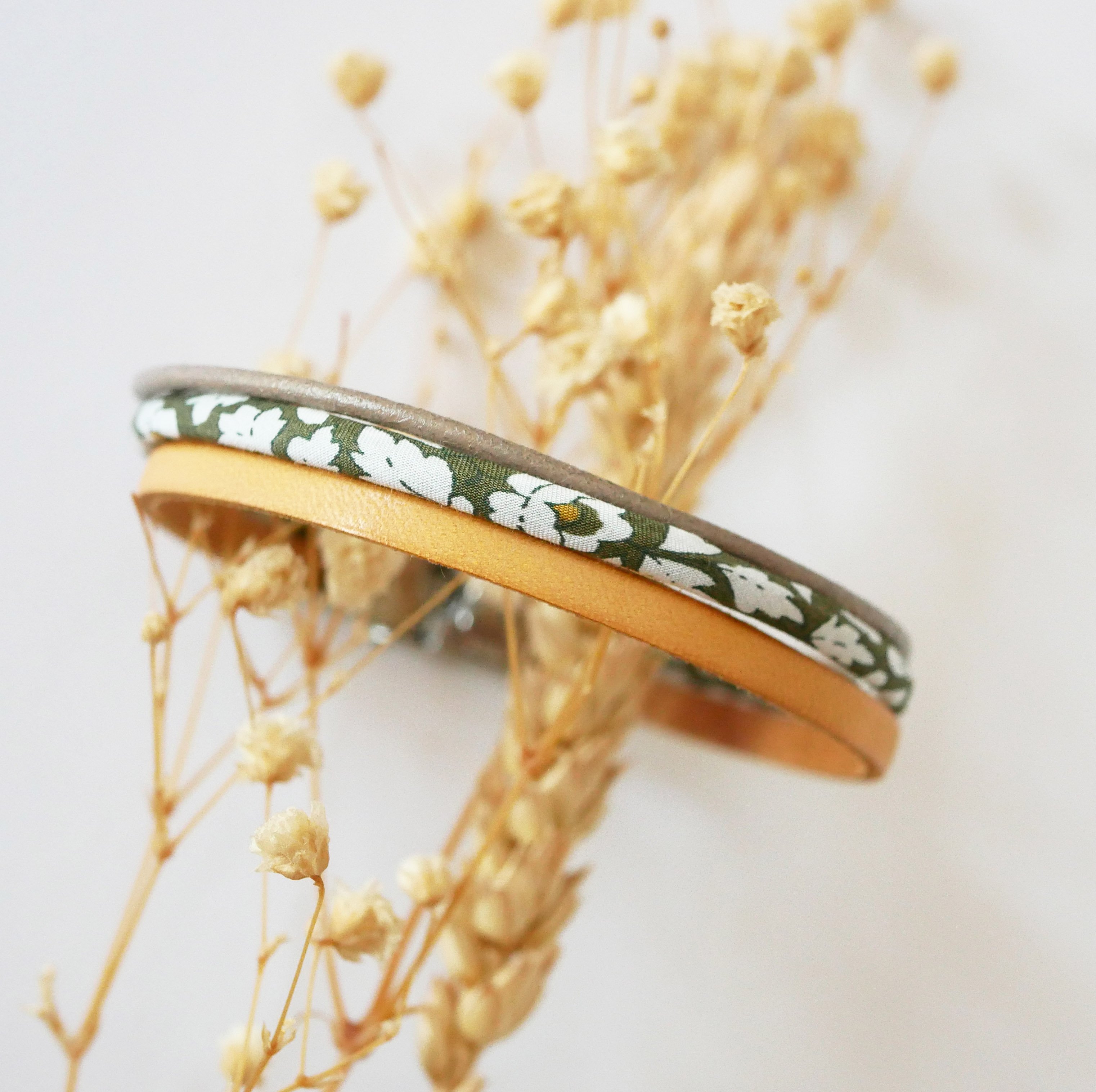 Trio di pelli e fiori di kaki Bracciale in corda Liberty