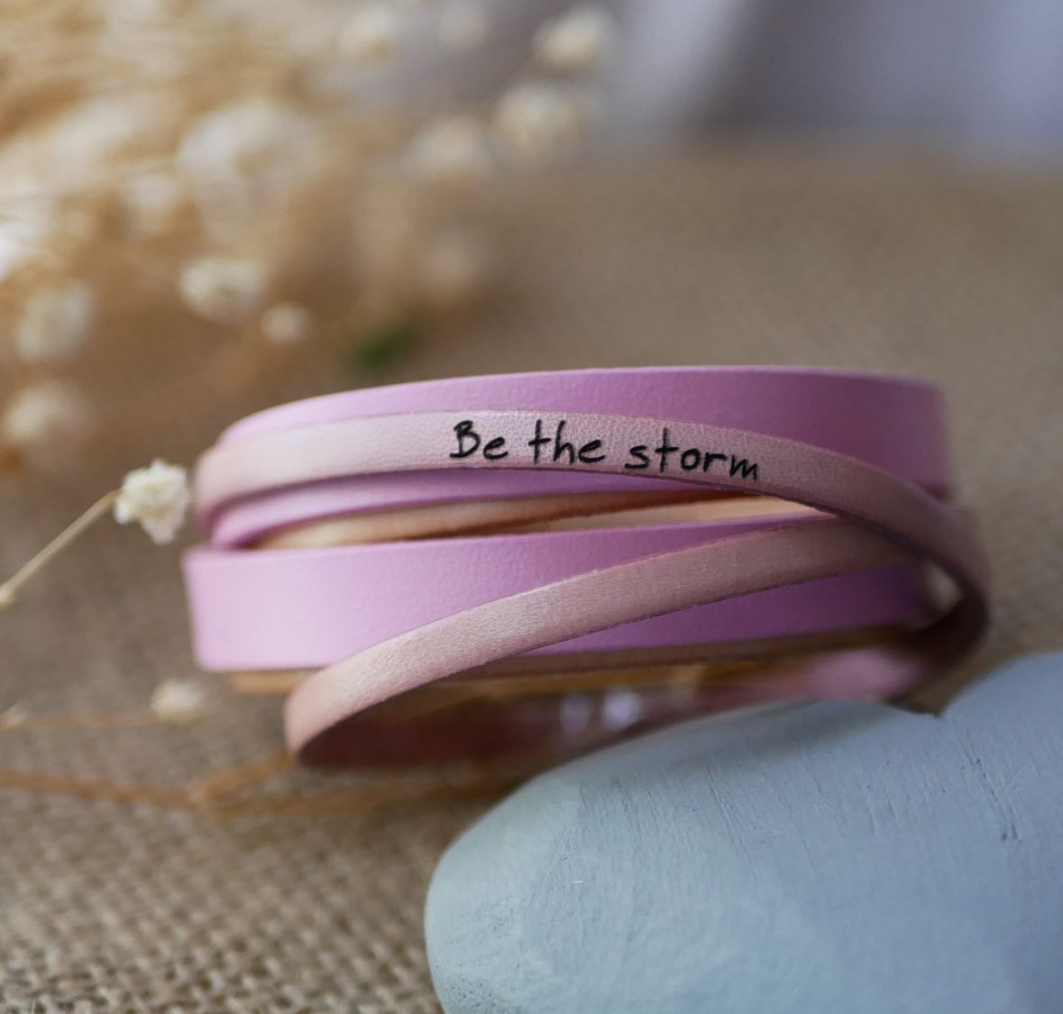 Bracciale doppio in pelle rosa personalizzato  