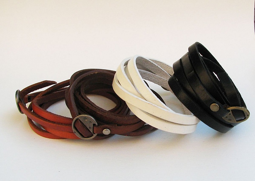 Orologio bracciale con ciondolo a 5 giri Dragonfly