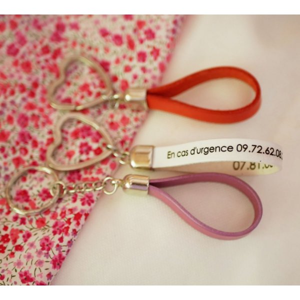 Portachiavi in pelle personalizzabile con nome e messaggio telefonico