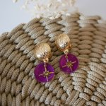 Orecchini a clip fucsia della collezione "Les nacr&eacute;es 