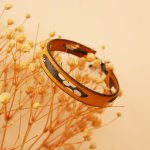Bracciale Florâme con nastro liberty Misti grigio su pelle senape