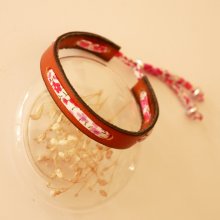 Bracciale Florâme con nastro liberty Phoebe Rose su pelle marrone