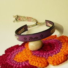 Bracciale Florâme "Brille" inciso con nastro liberty pastello su pelle viola